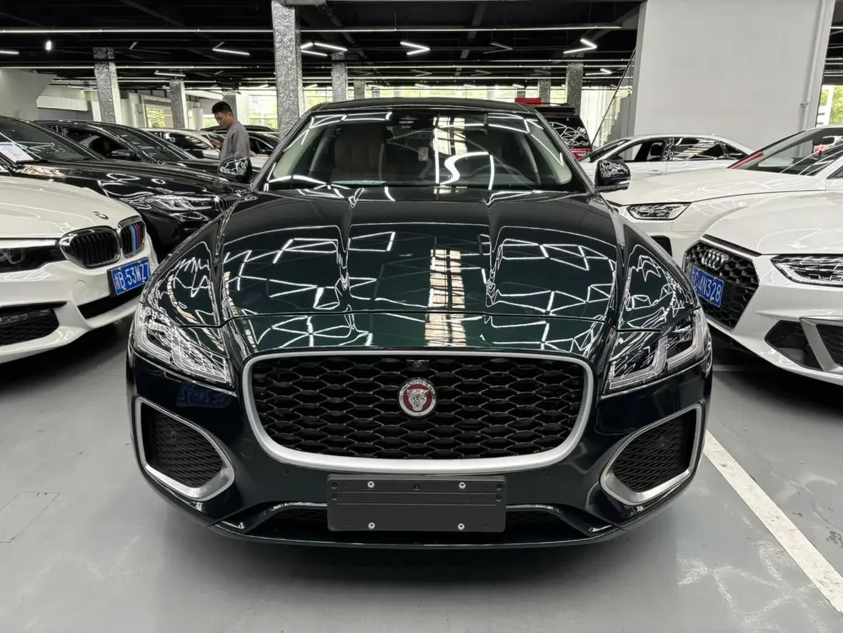 Jaguar XFL