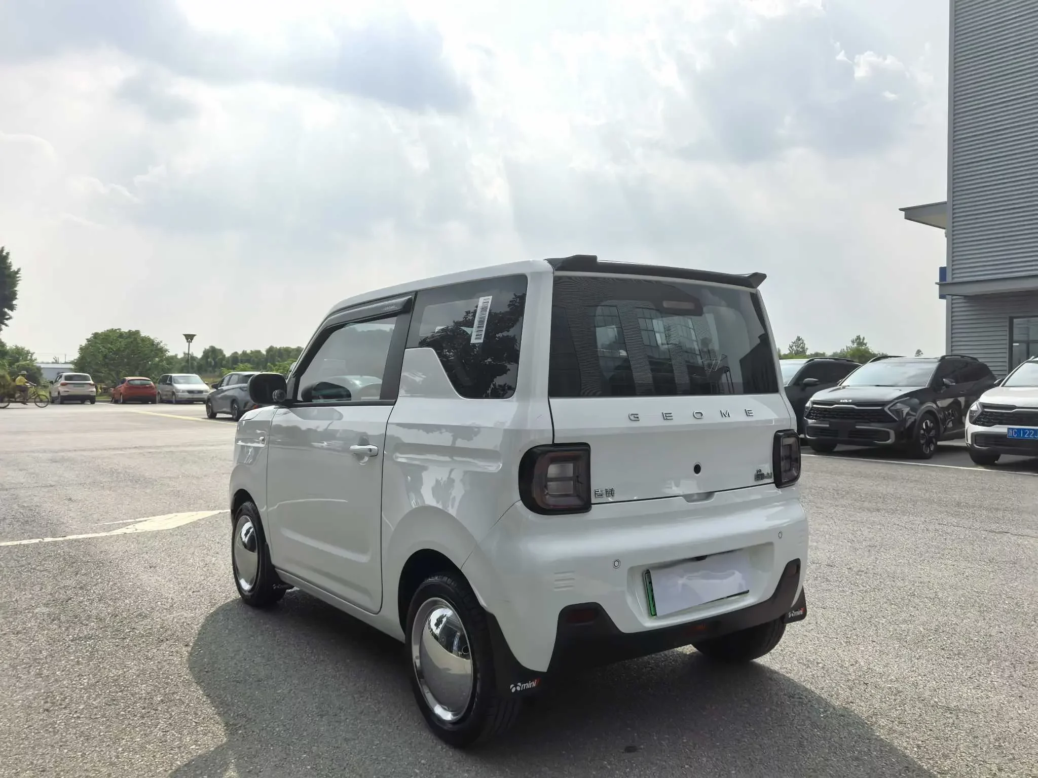 Geely panda