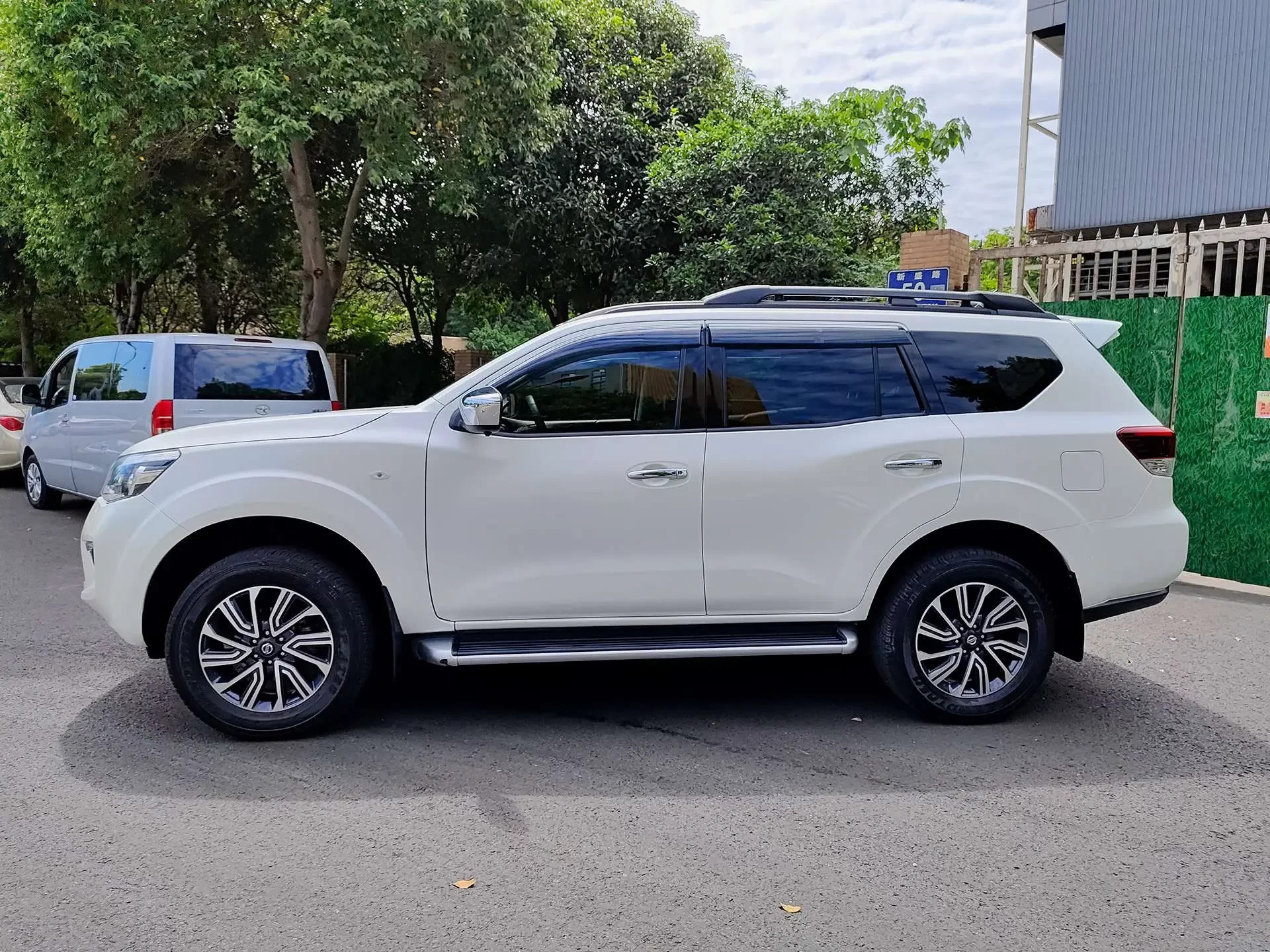 Nissan Tuda