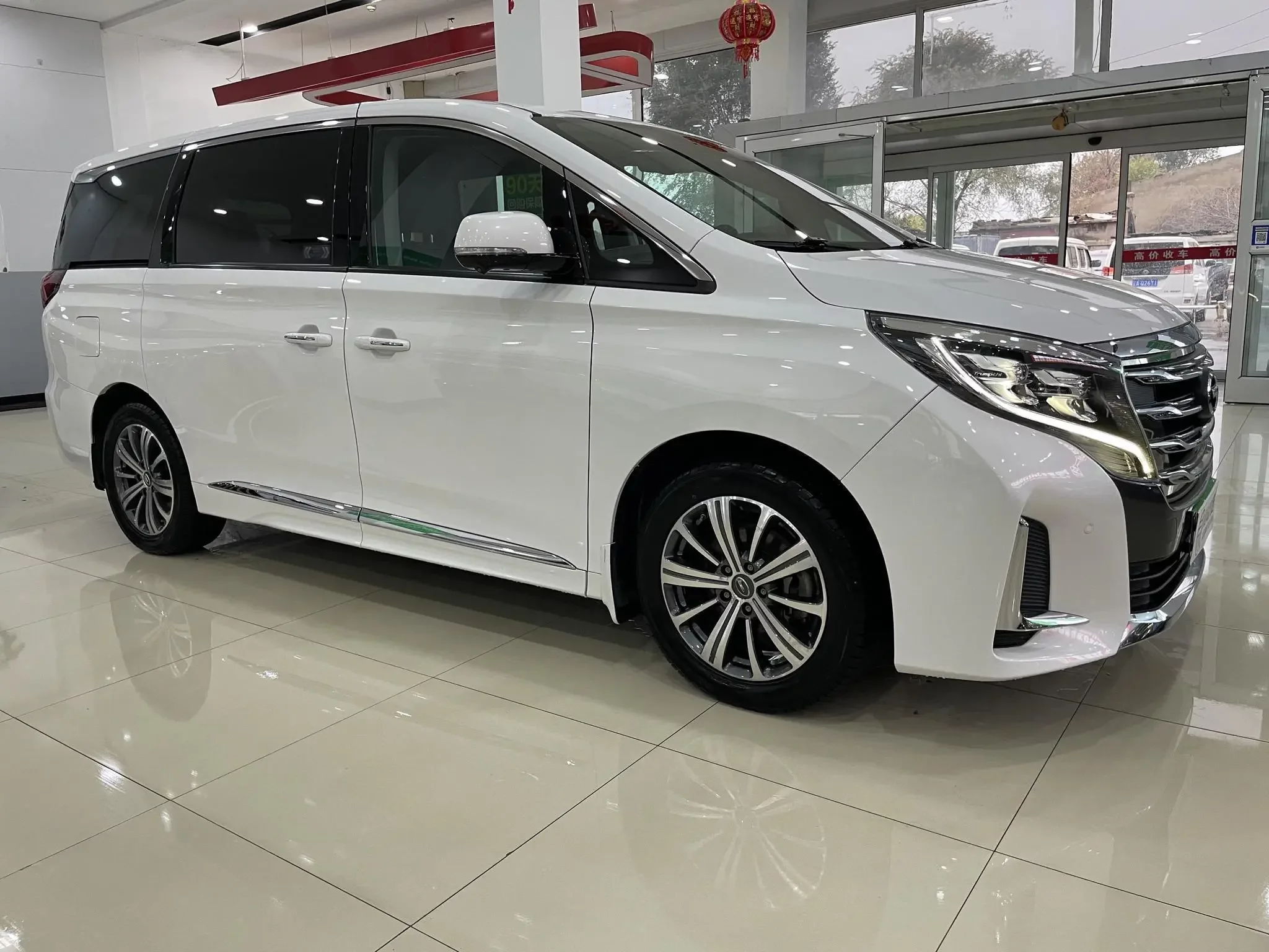 GAC Trumpchi M8