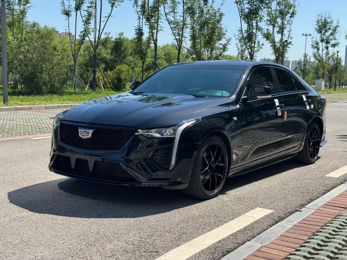 Cadillac CT4