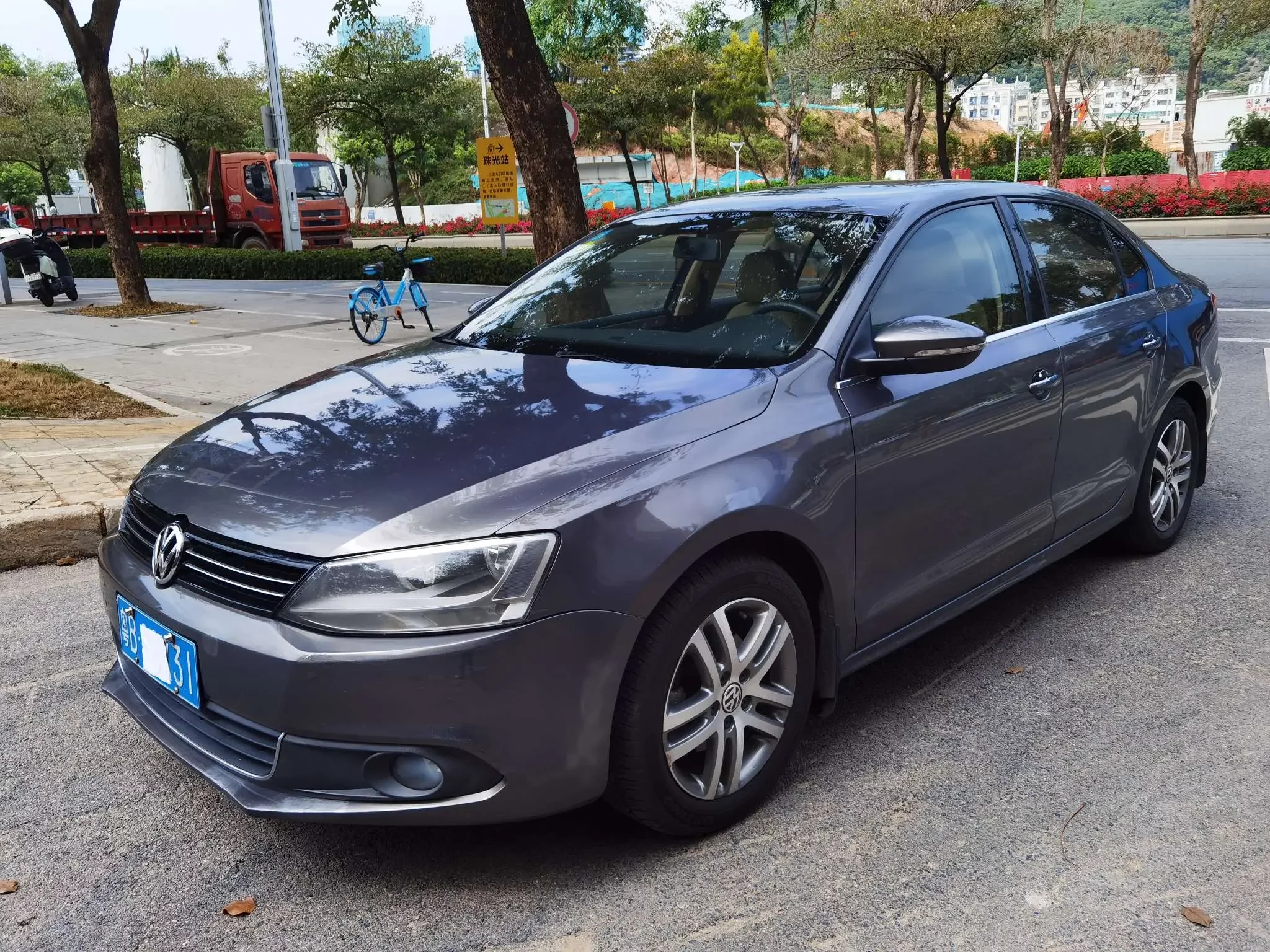 Volkswagen Sagitar