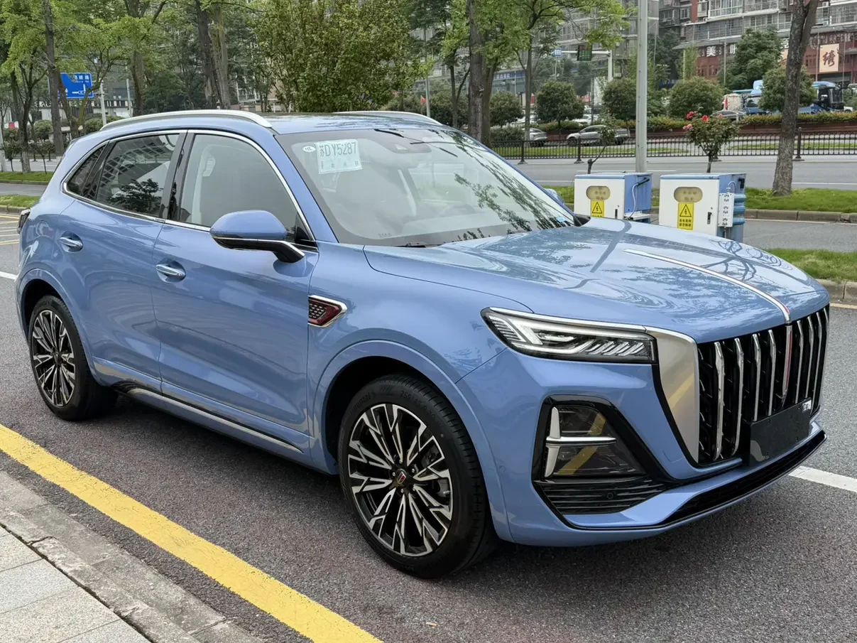 Hongqi HS5