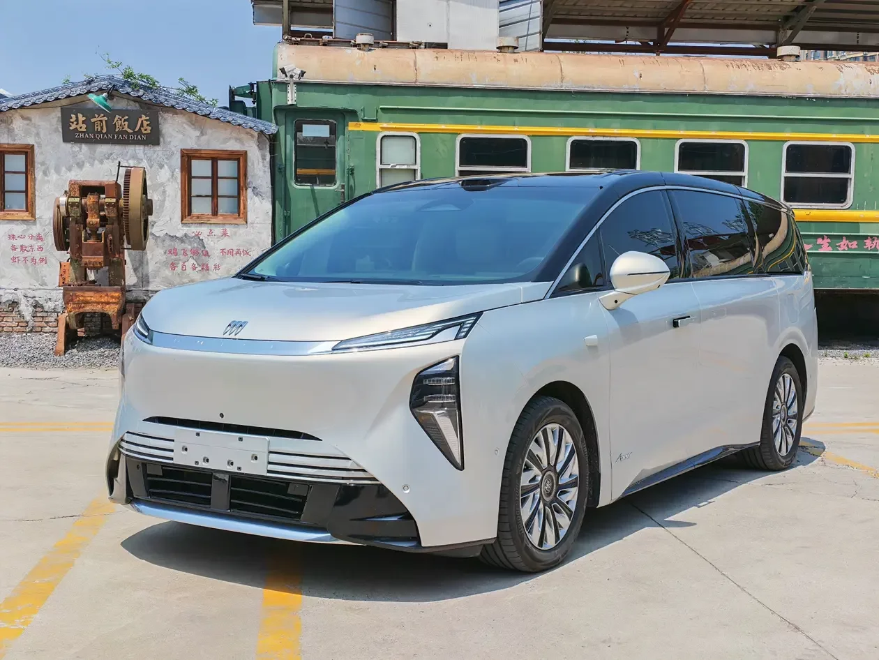 Buick Ultimate Family