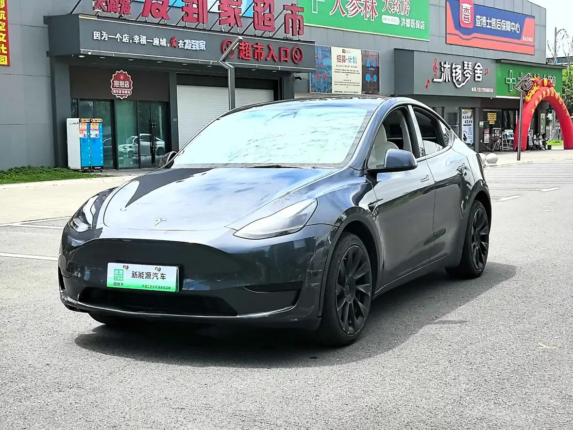 Tesla Model Y  из Китая
