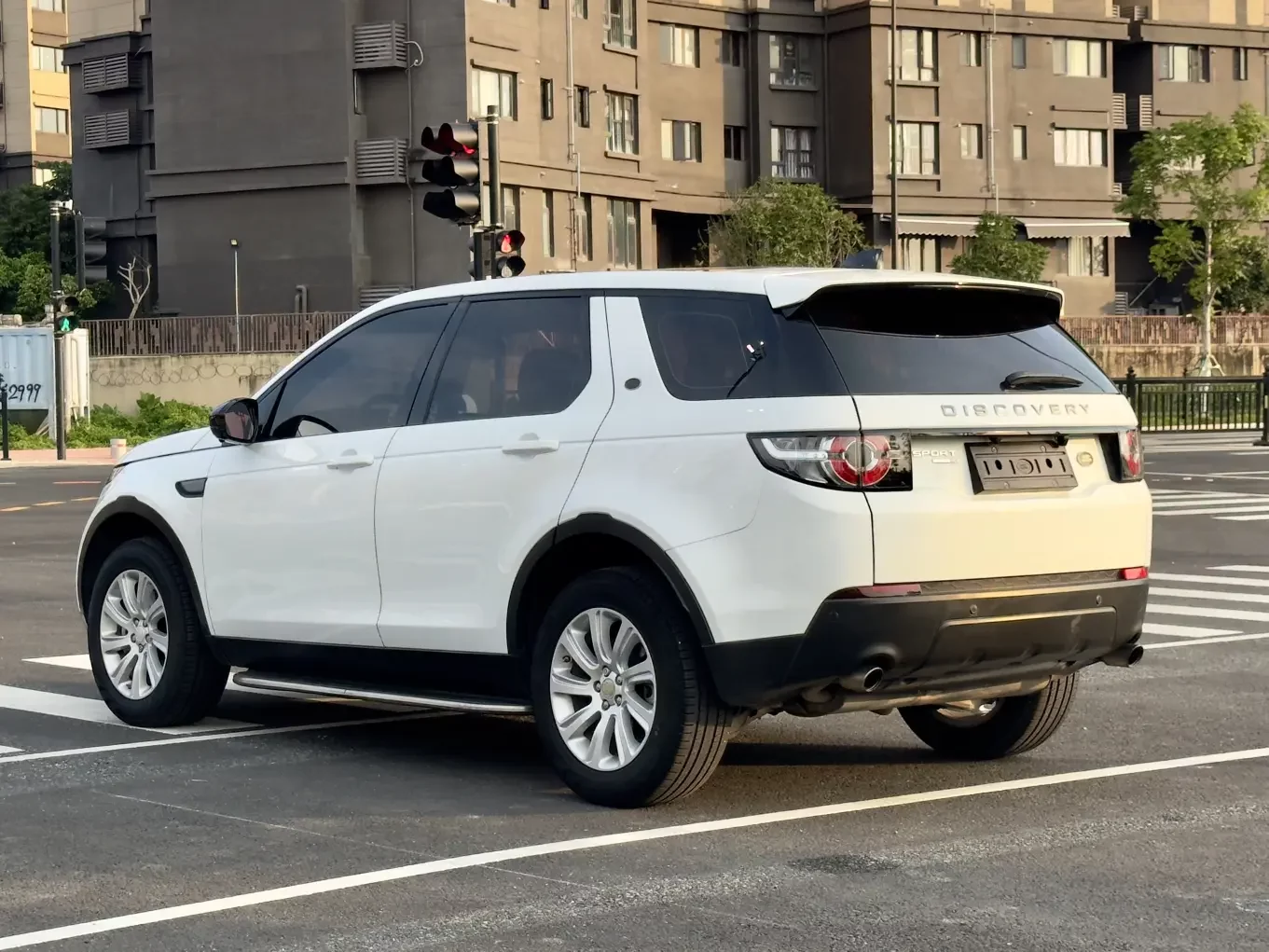 Land Rover Discover the magic