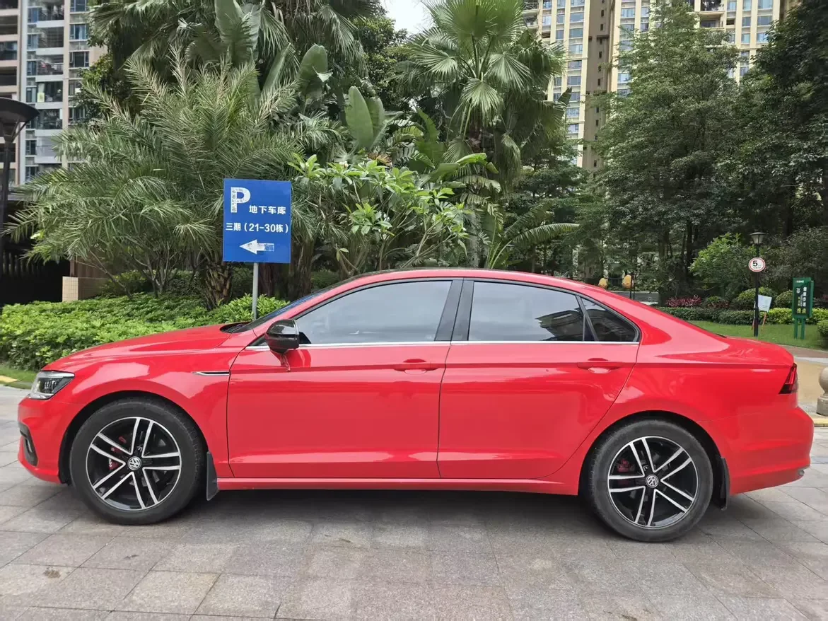 Volkswagen Lamando