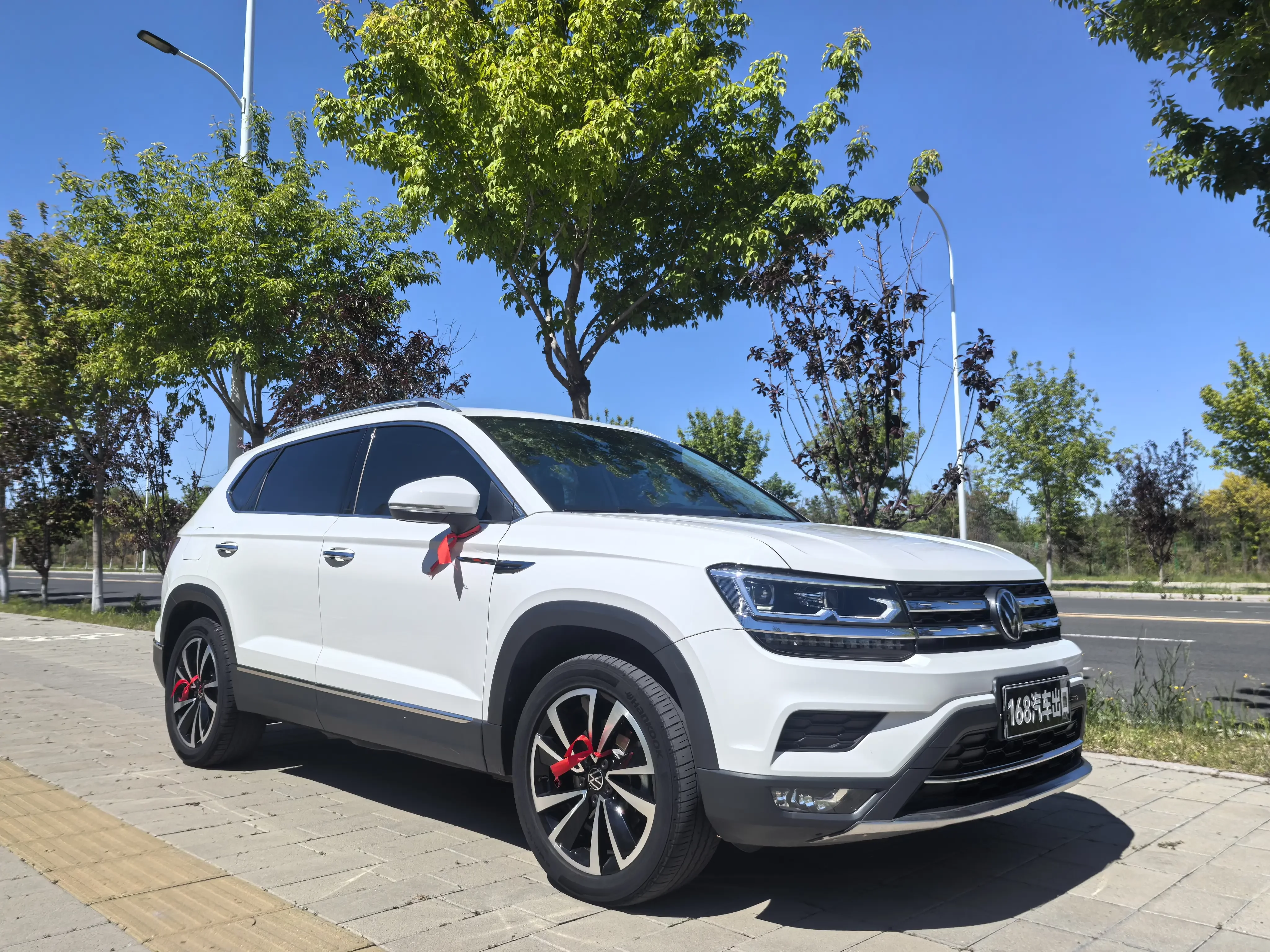 Volkswagen Tharu