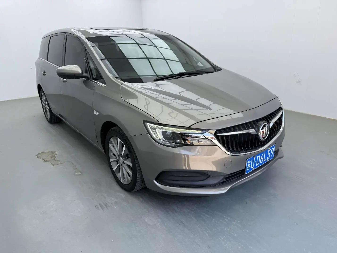 Buick GL6