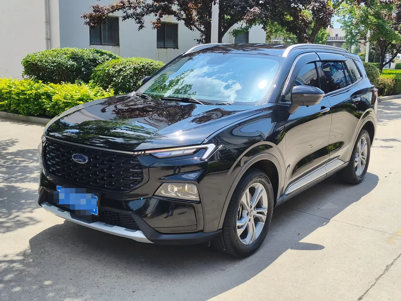 Ford Equator Sport