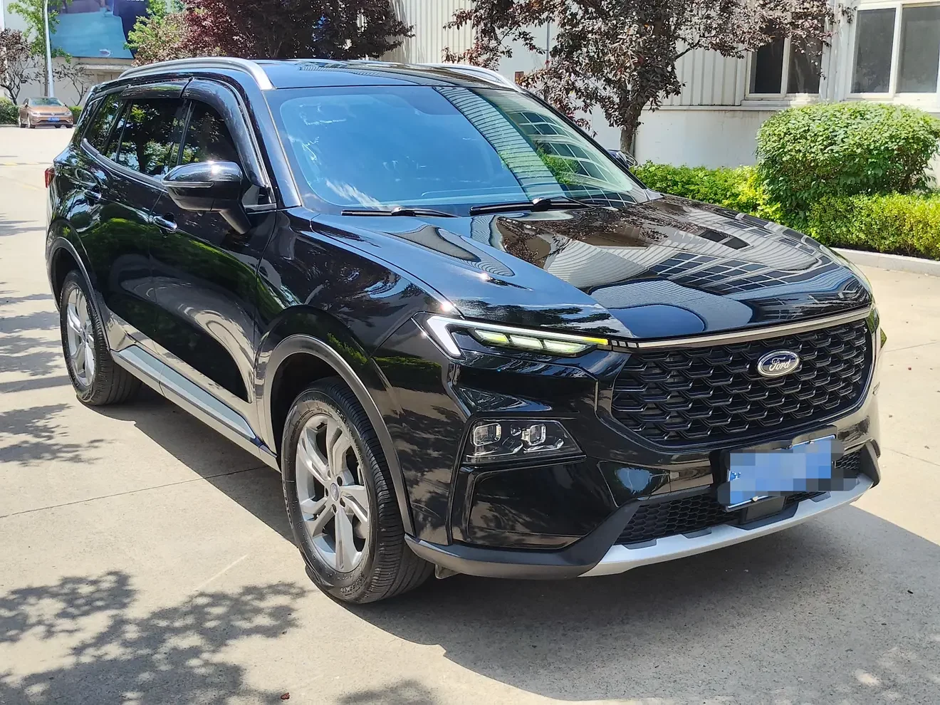 Ford Equator Sport
