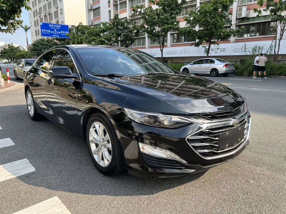 Chevrolet Malibu XL