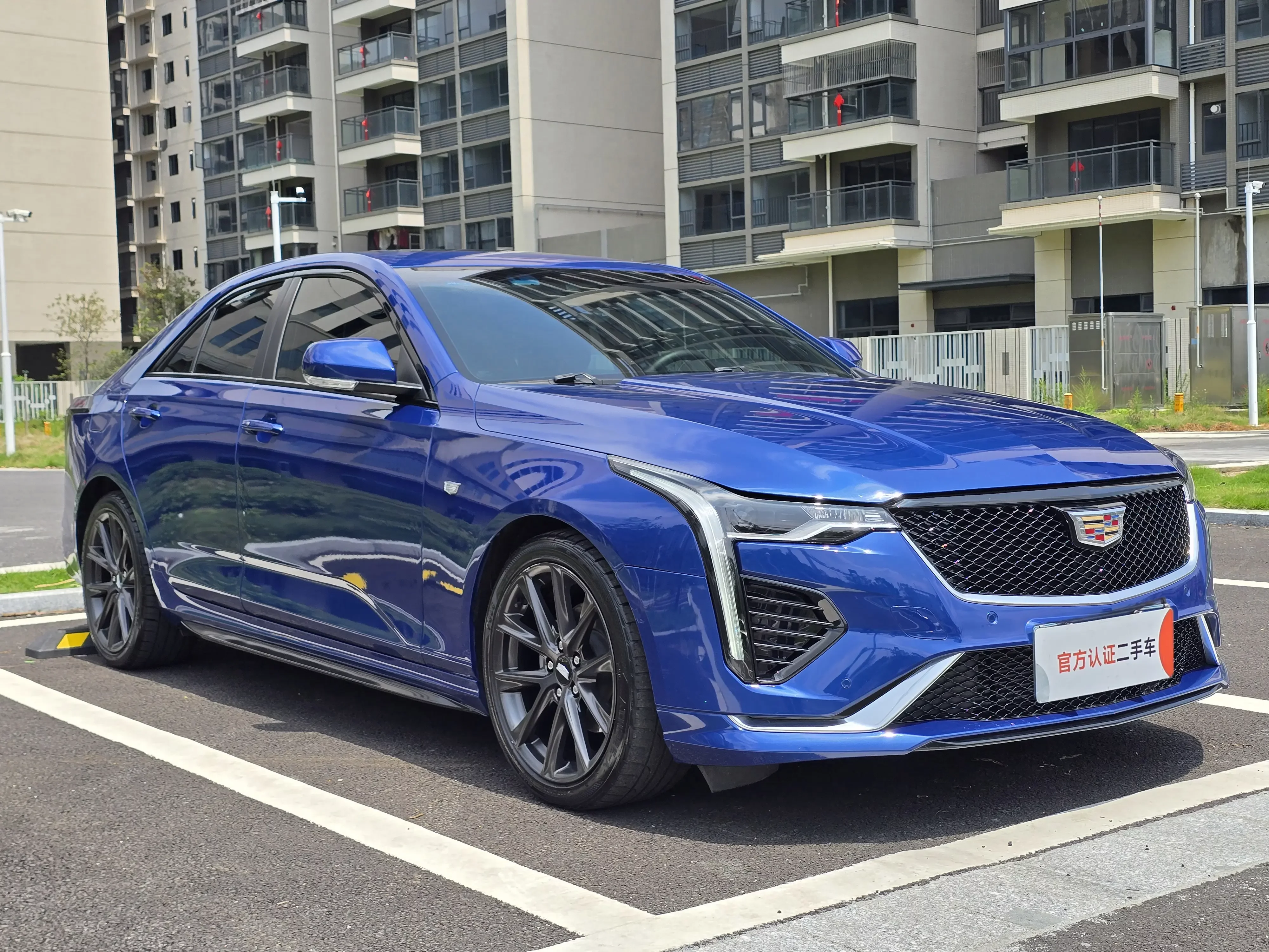 Cadillac CT4