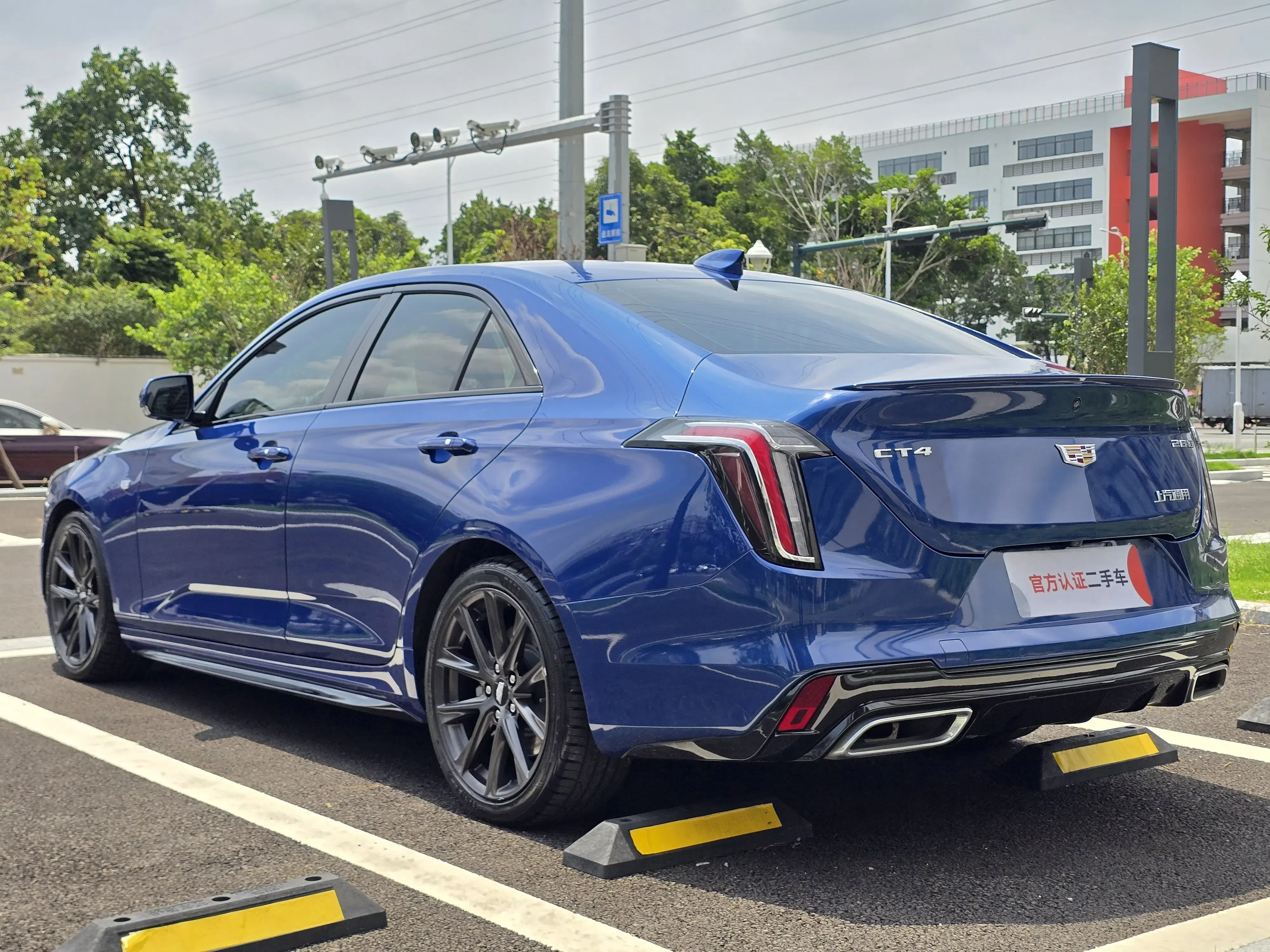 Cadillac CT4