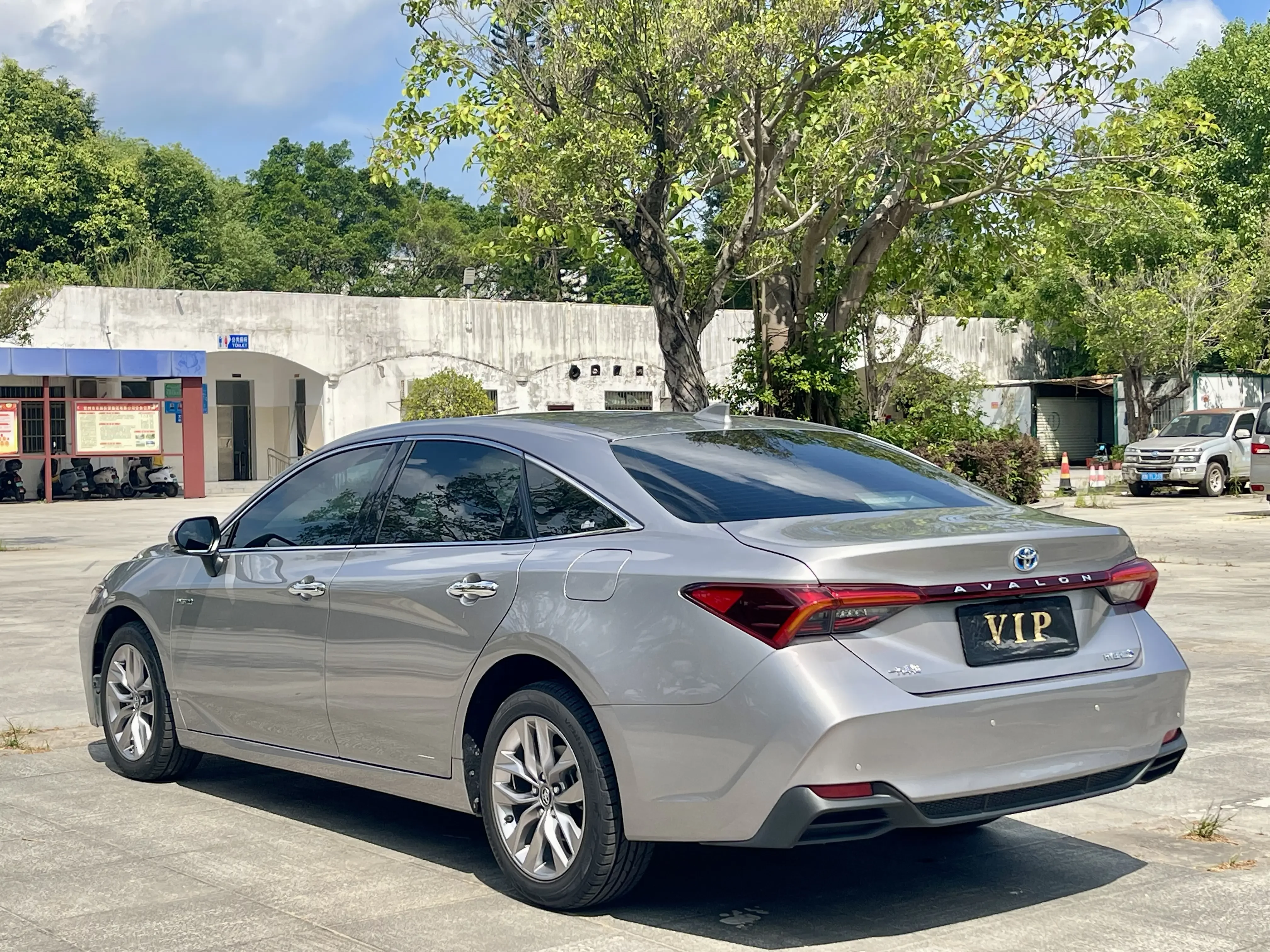 Toyota Avalon