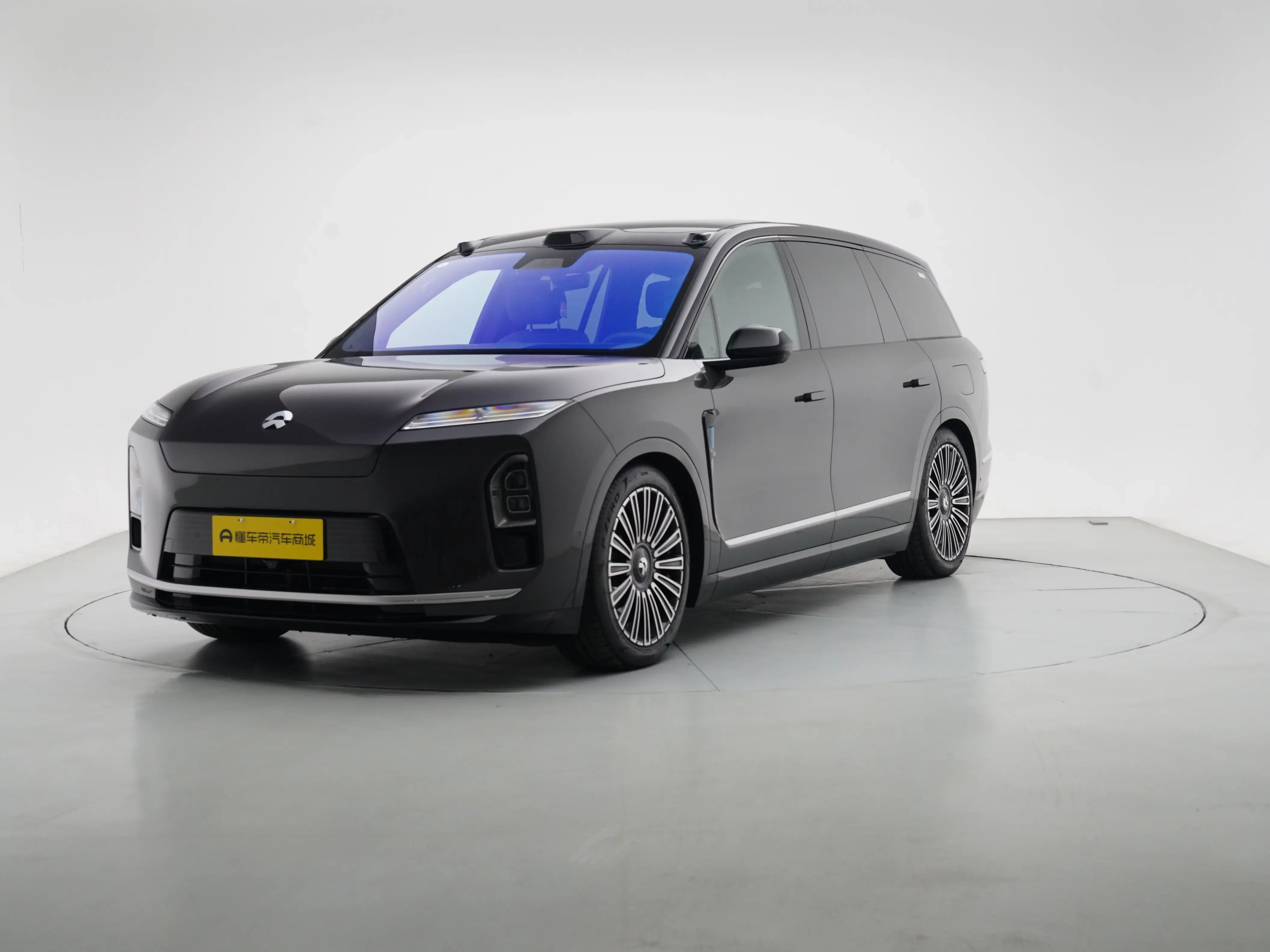 NIO ES8