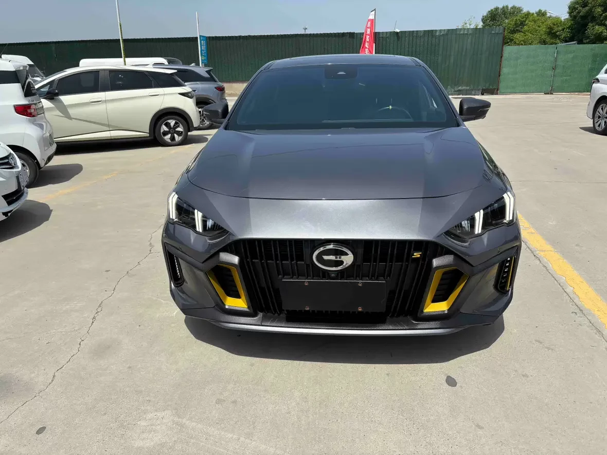 GAC Trumpchi Empow  из Китая
