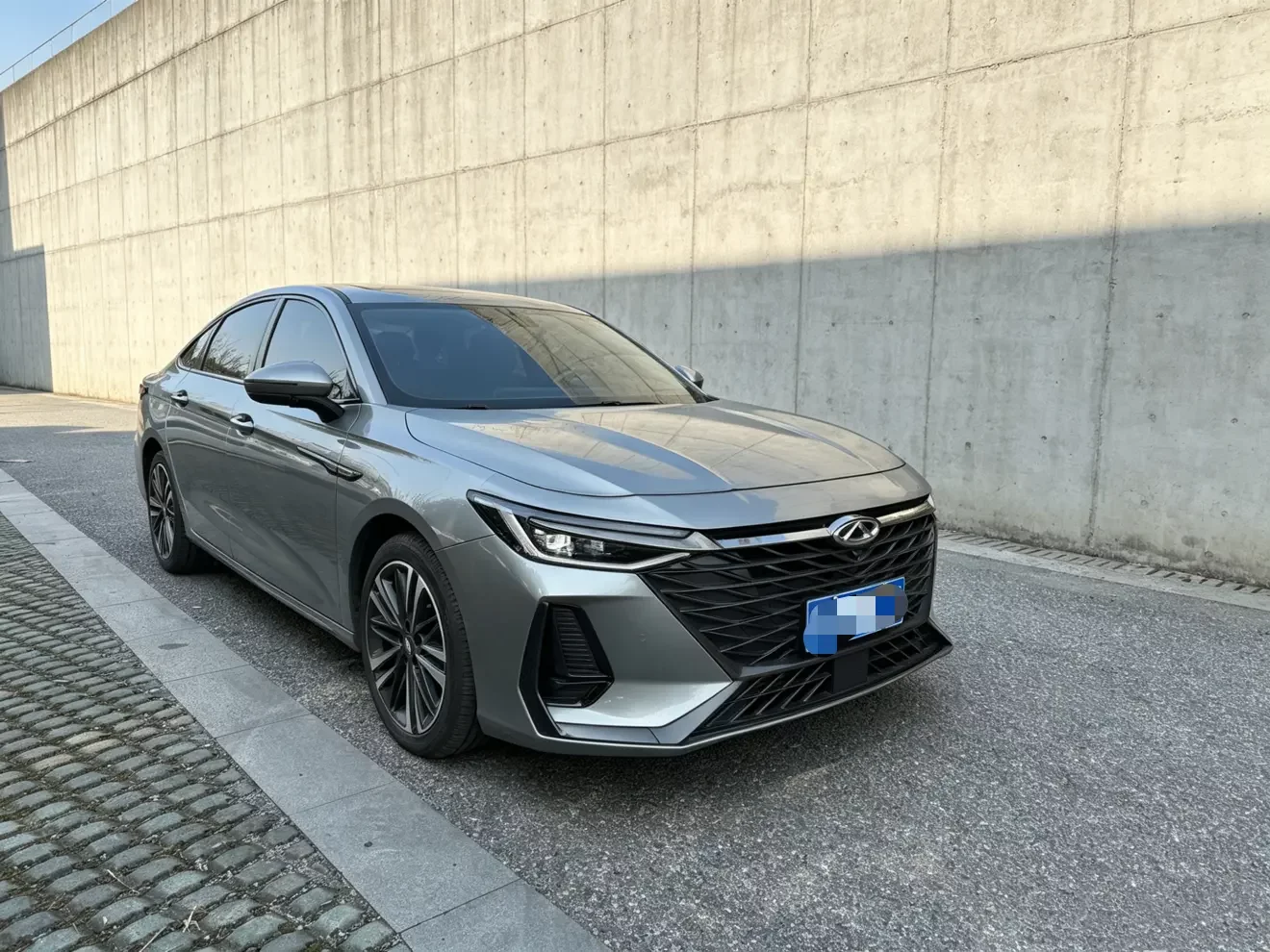 Chery Arrizo 8