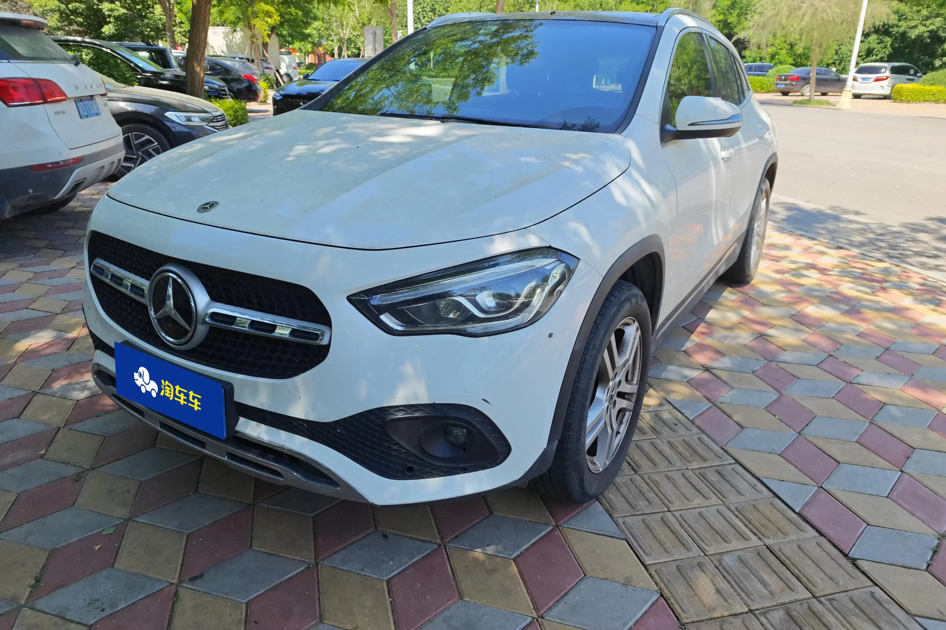 Mercedes-Benz GLA