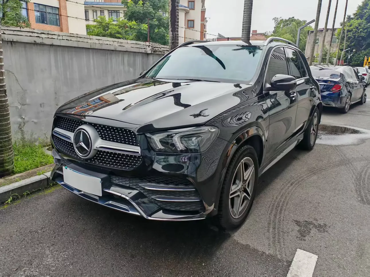 Mercedes-Benz GLE (Imported)