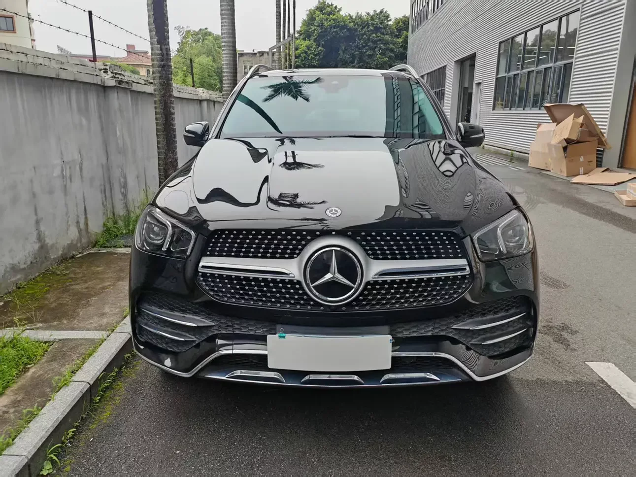 Mercedes-Benz GLE (Imported)