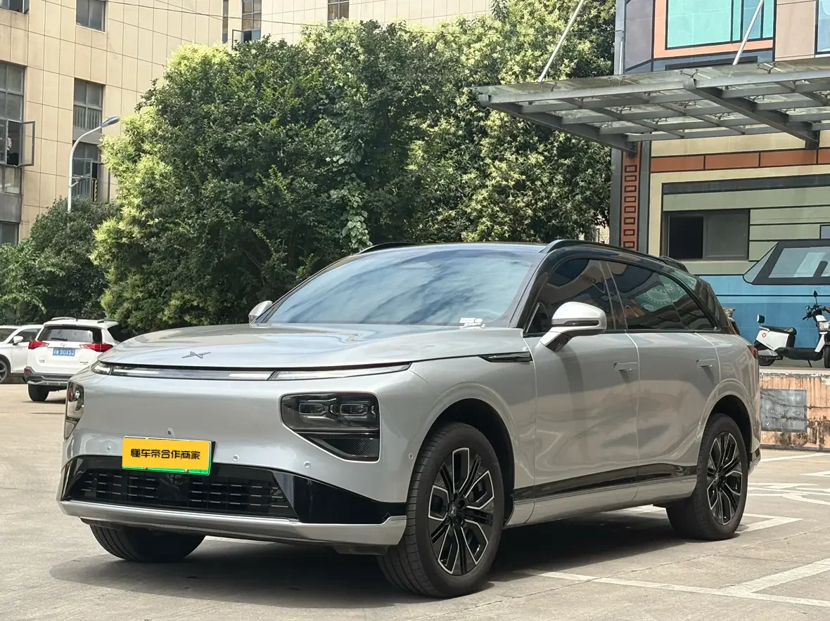 Xpeng G9