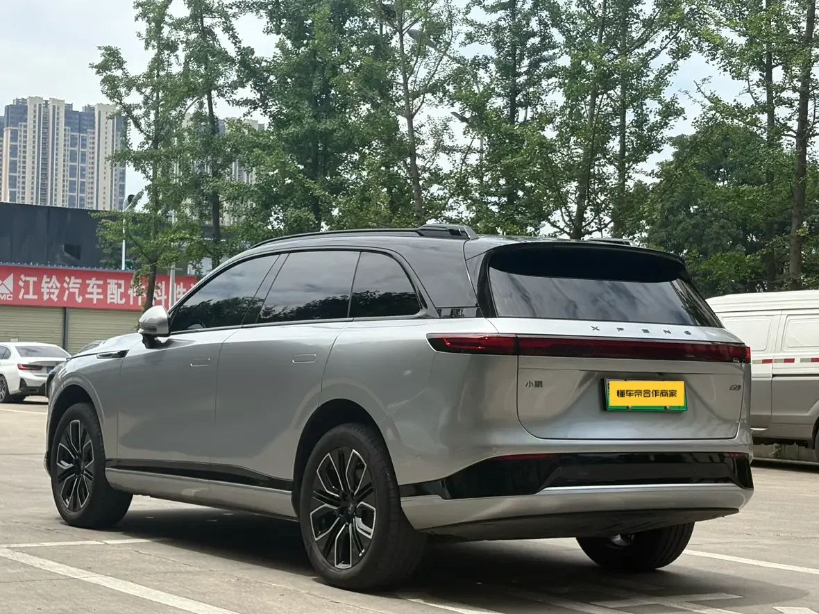 Xpeng G9