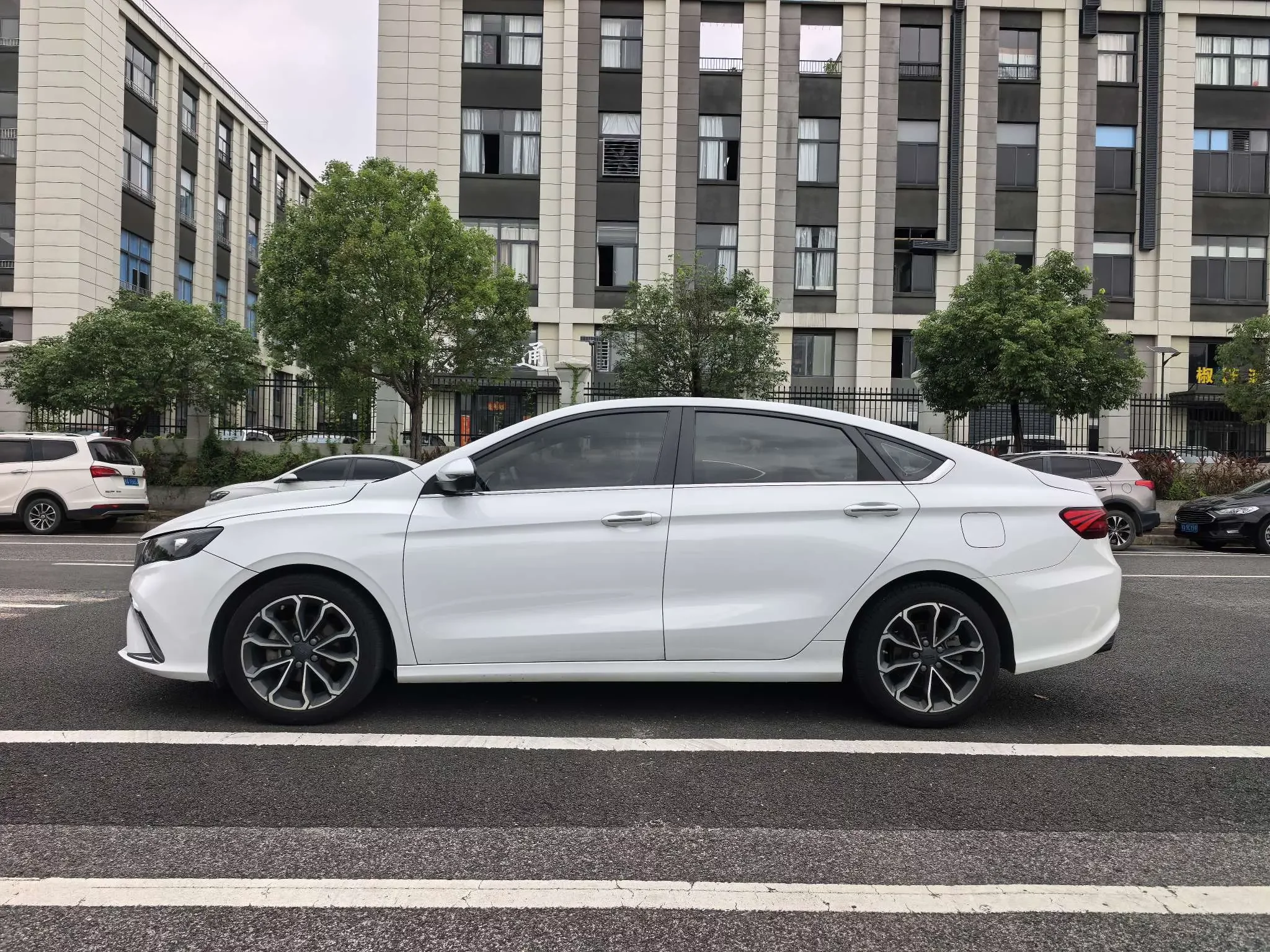Geely Binrui