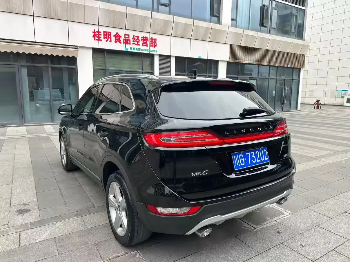 Lincoln MKC