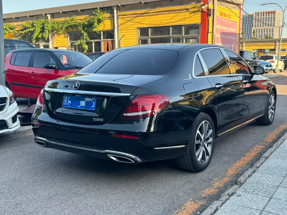 Mercedes-Benz E-Class