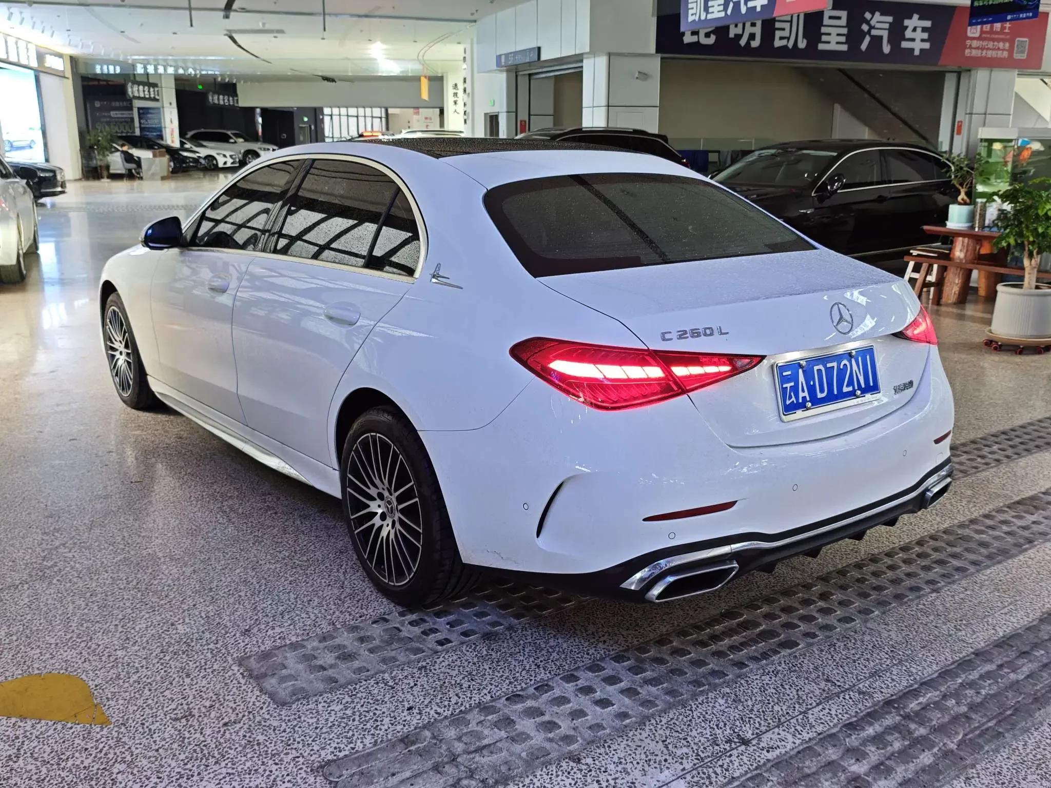 Mercedes-Benz C Class
