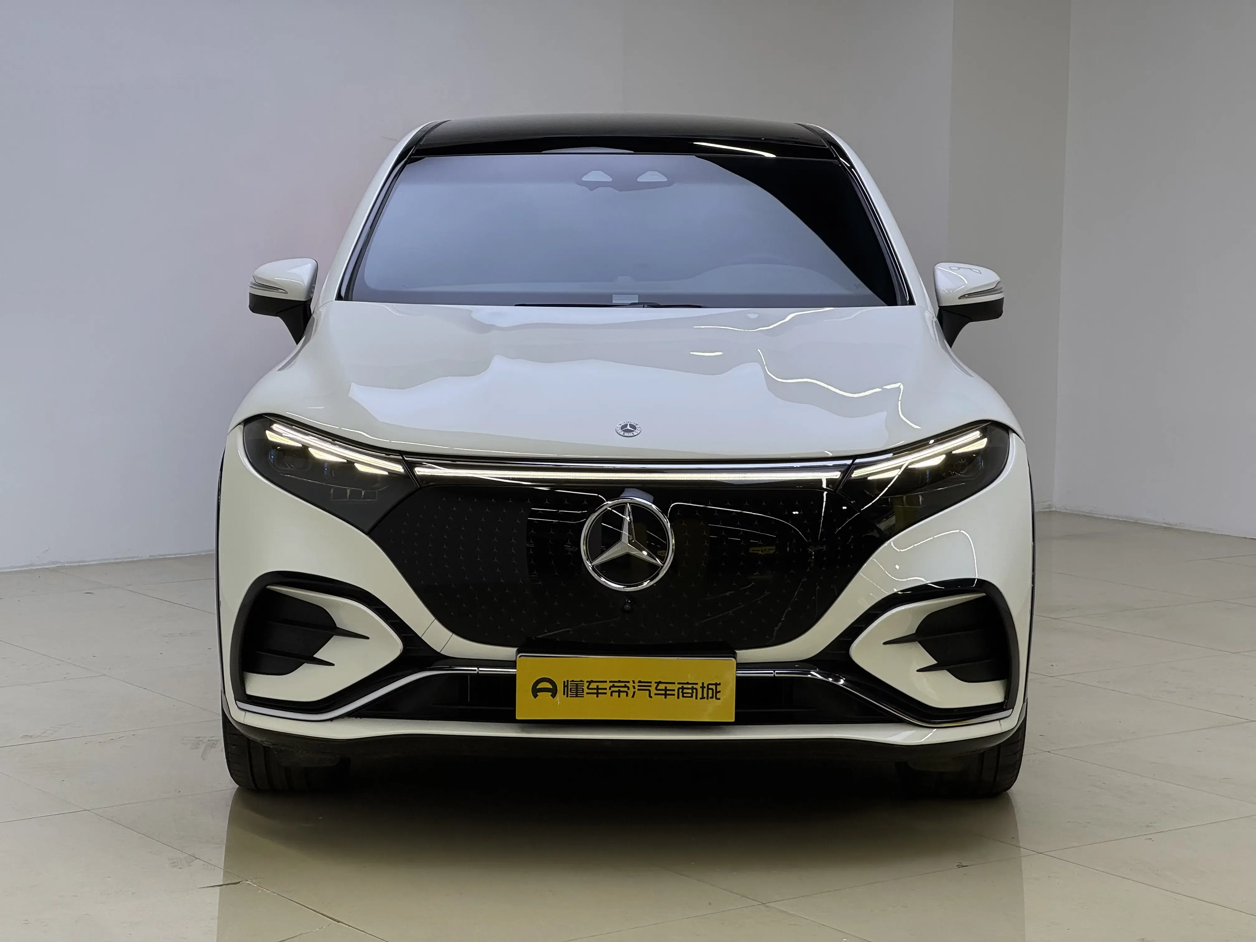 Mercedes-Benz EQS SUV