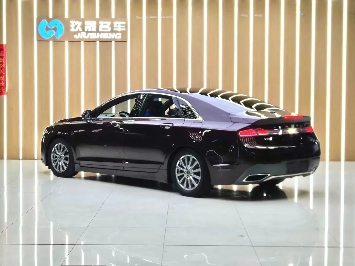 Lincoln MKZ