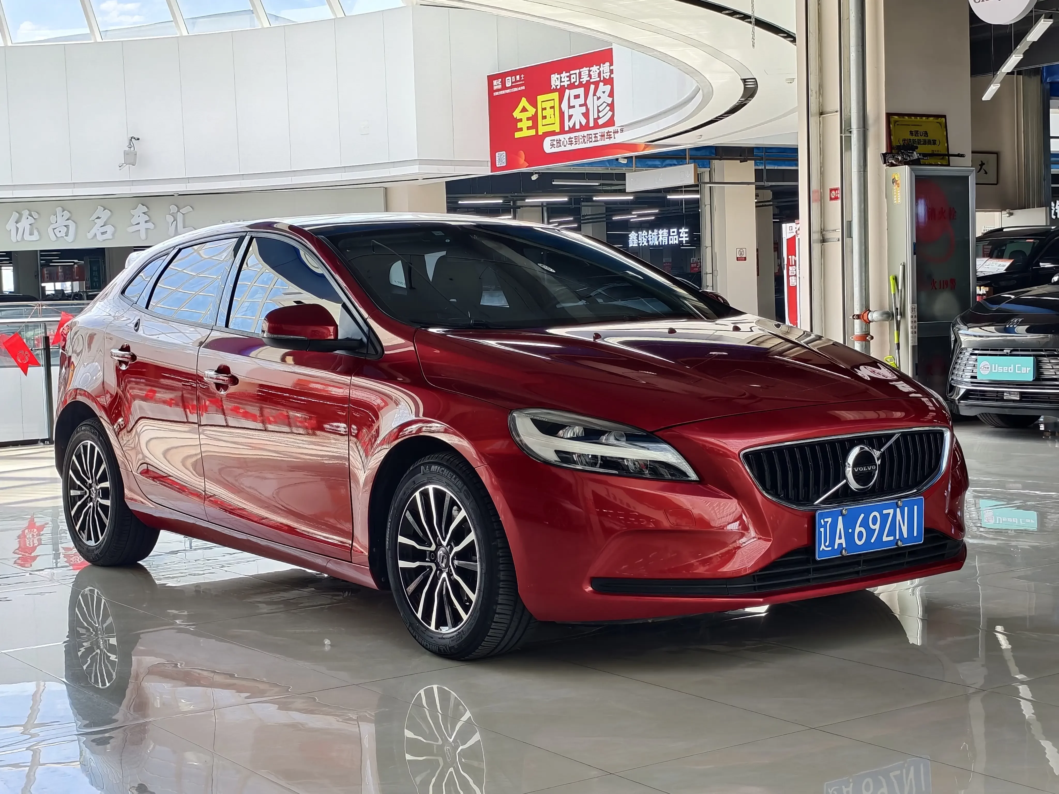 Volvo V40