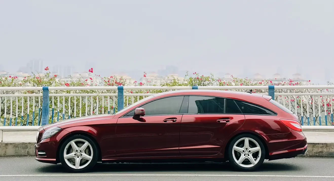 Mercedes-Benz CLS