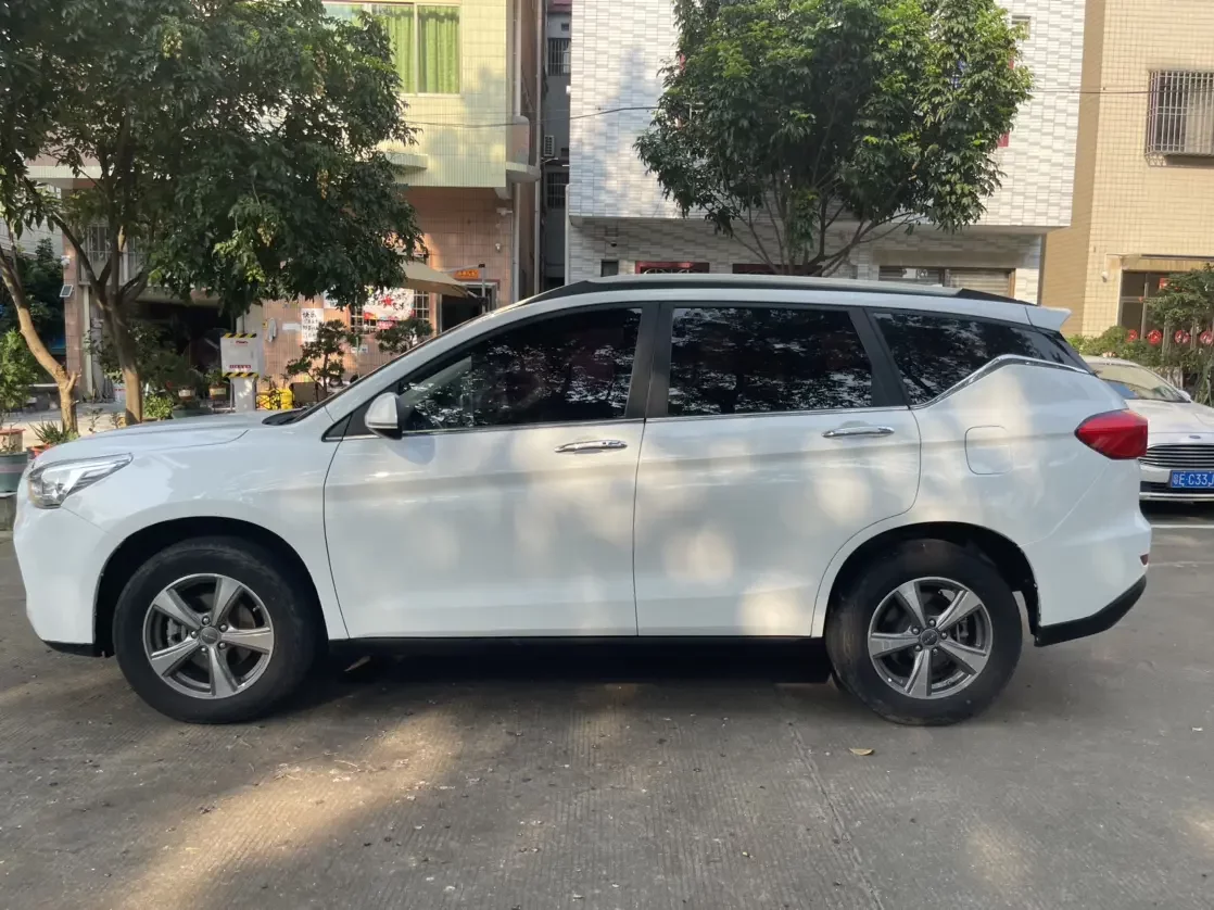 Haval M6