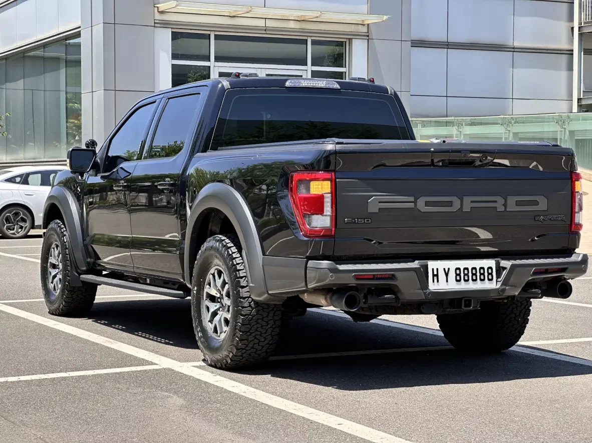Ford F-150 Raptor
