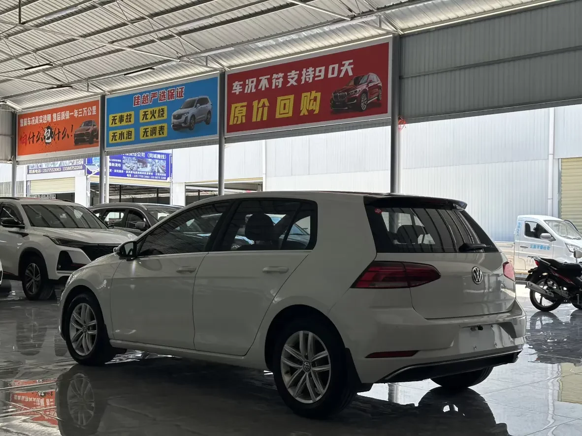 Volkswagen golf
