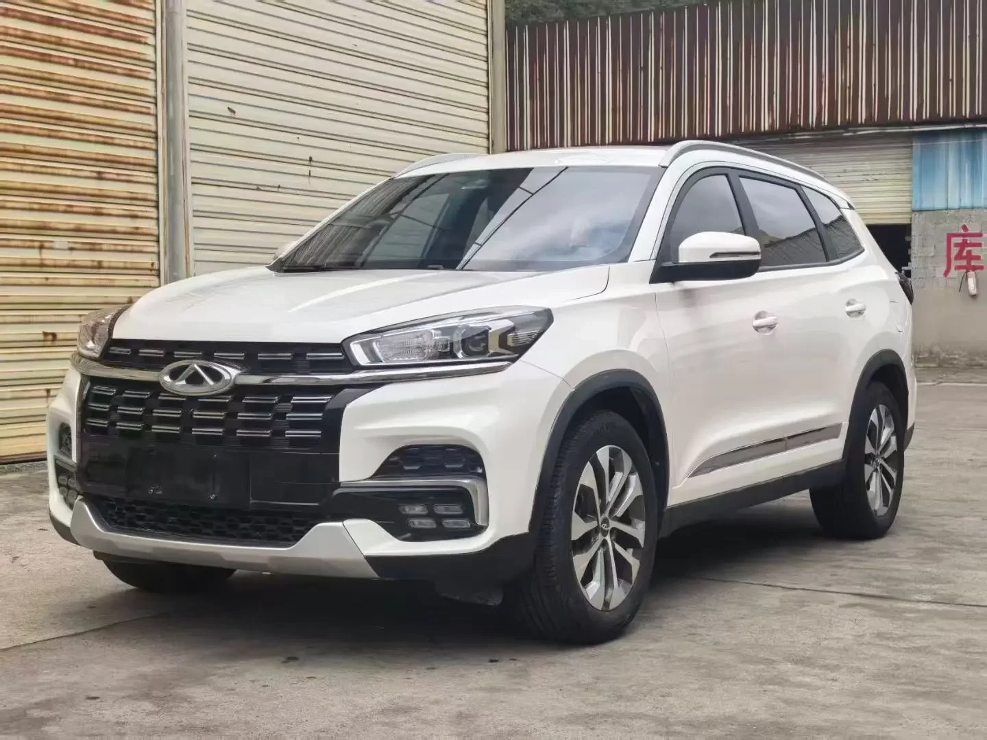 Chery Tiggo 8