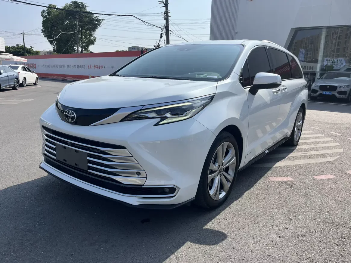 Toyota Sienna