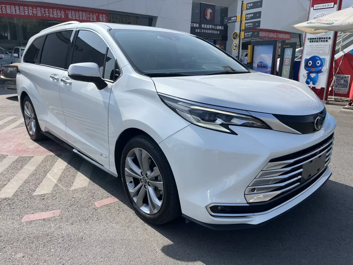 Toyota Sienna