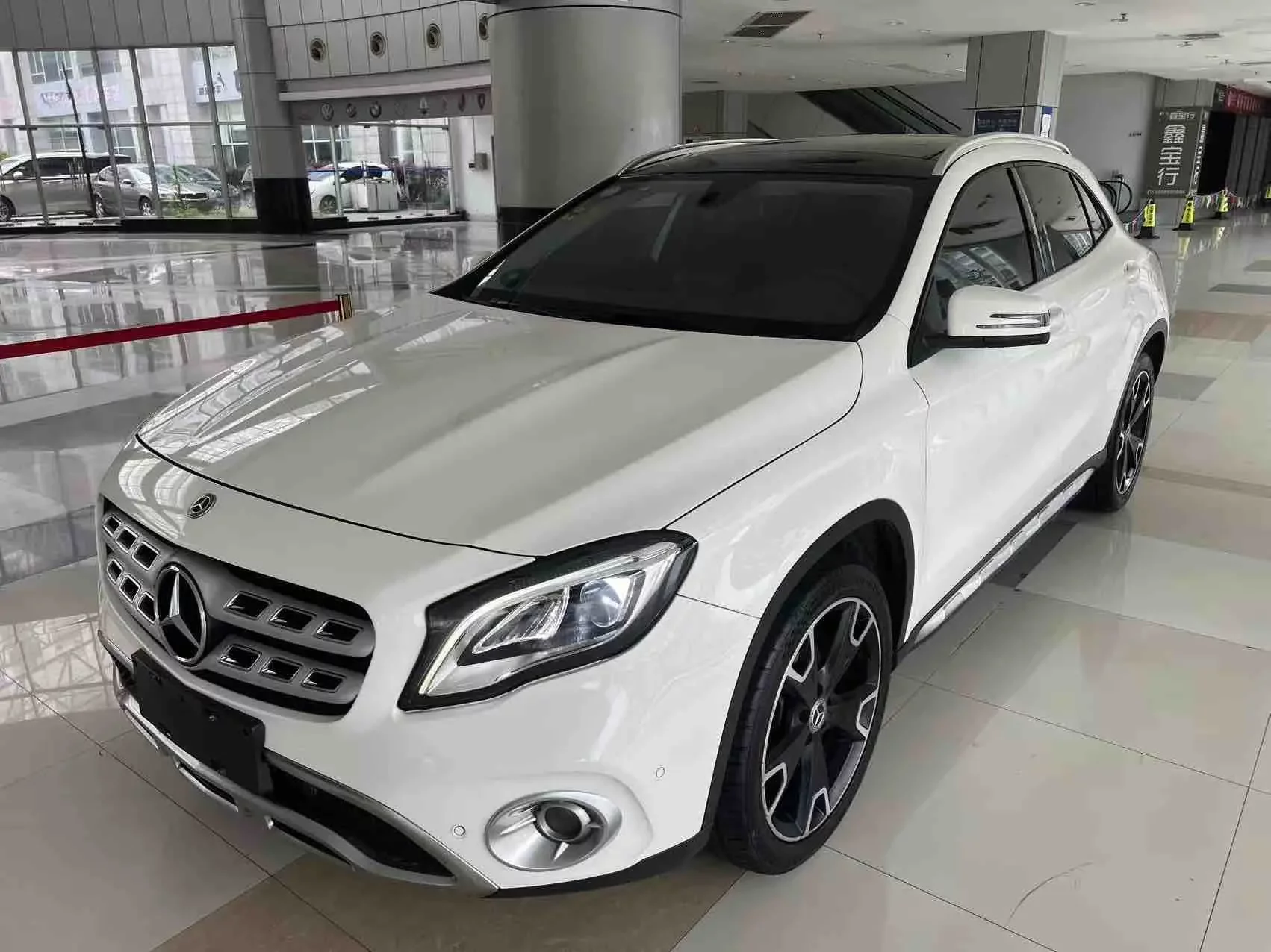 Mercedes-Benz GLA