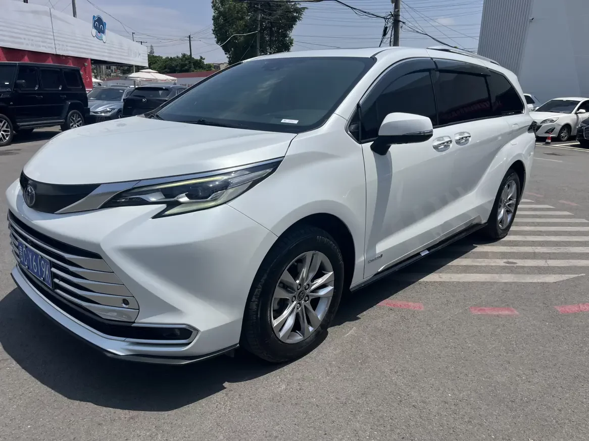 Toyota Sienna