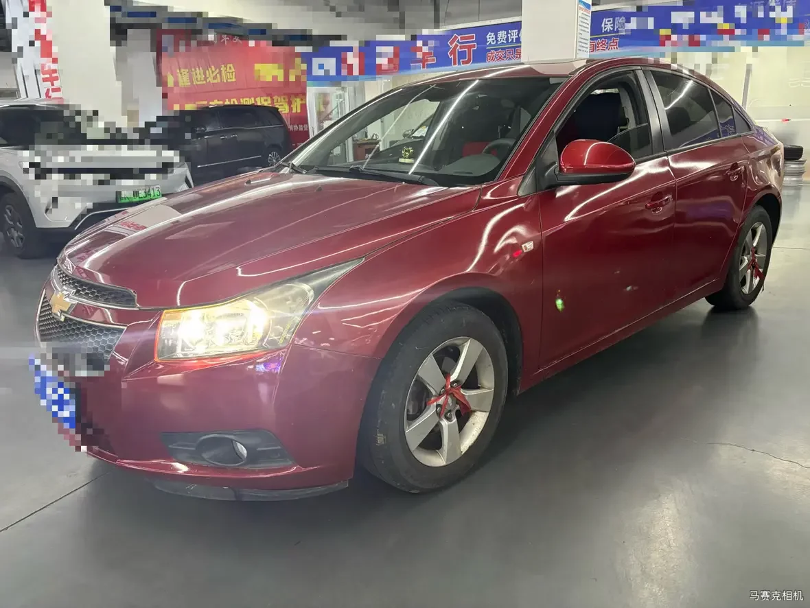Chevrolet Monza (Cruze)  из Китая