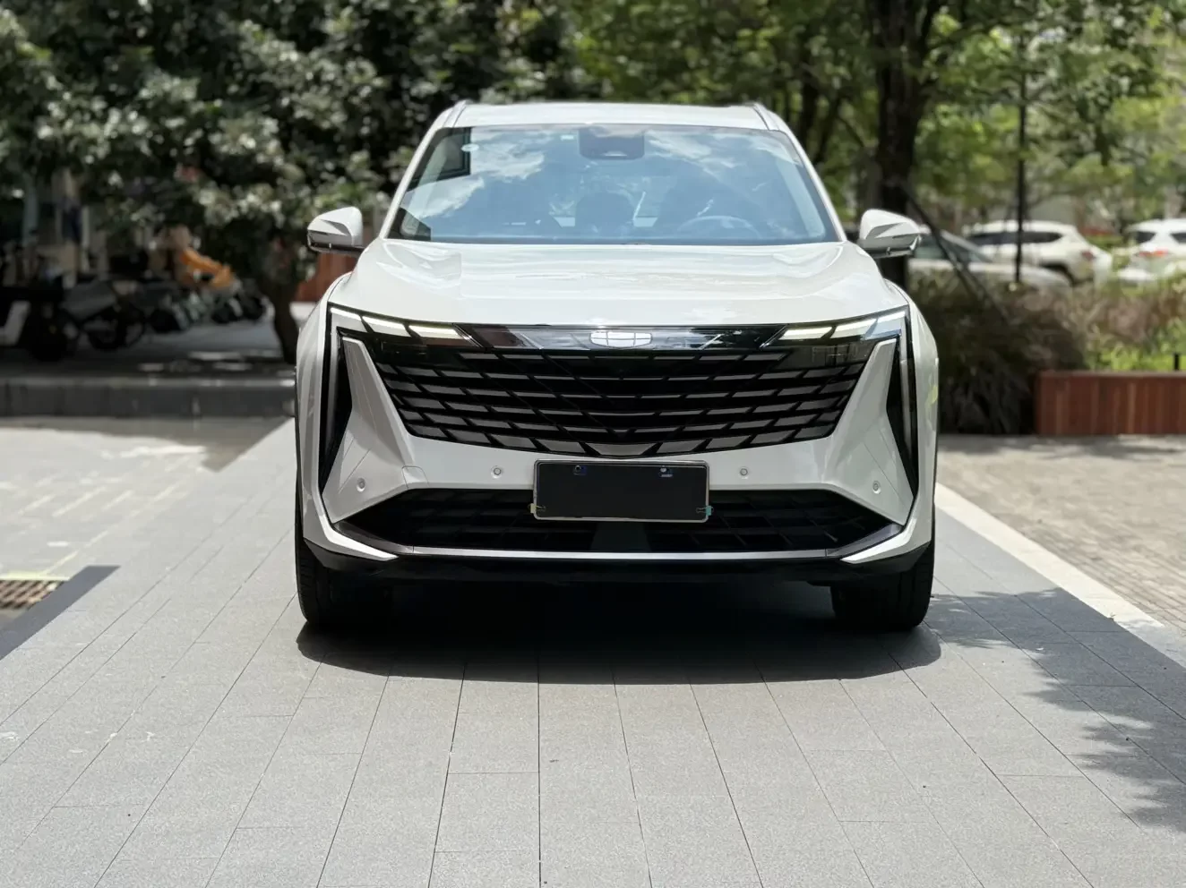 Geely Atlas L