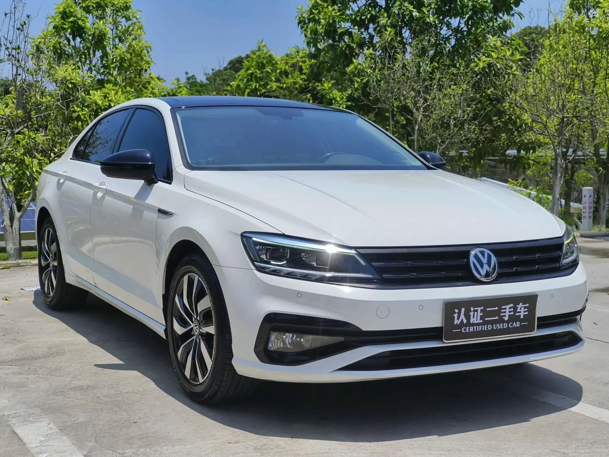 Volkswagen Lamando