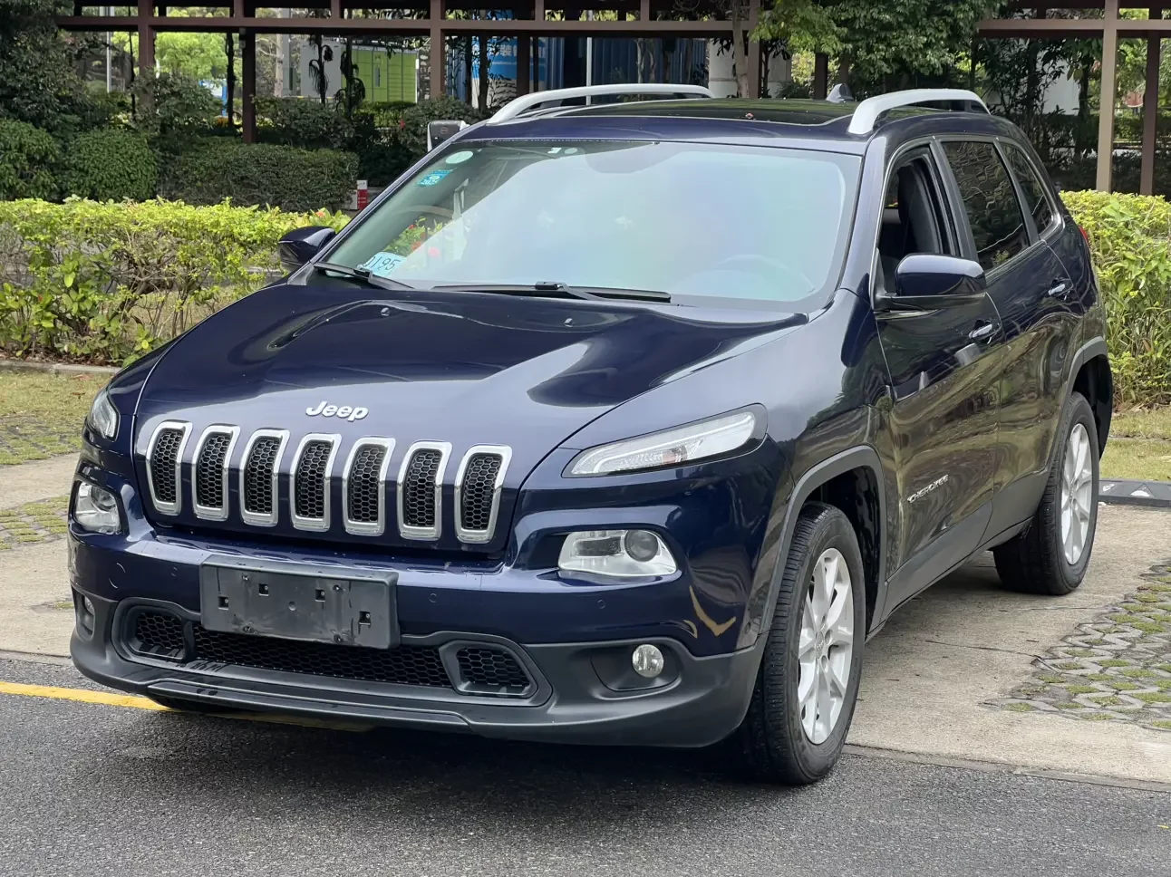 Jeep Cherokee  из Китая
