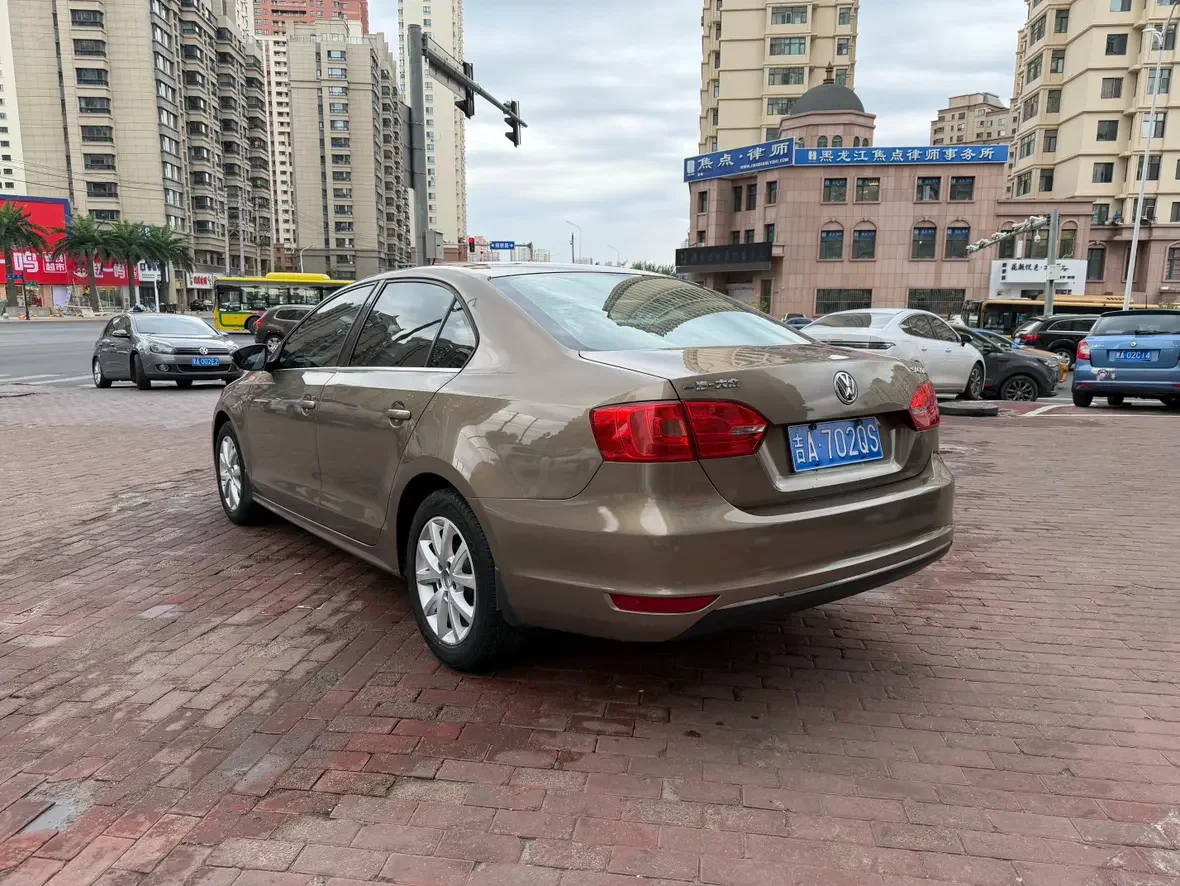Volkswagen Sagitar
