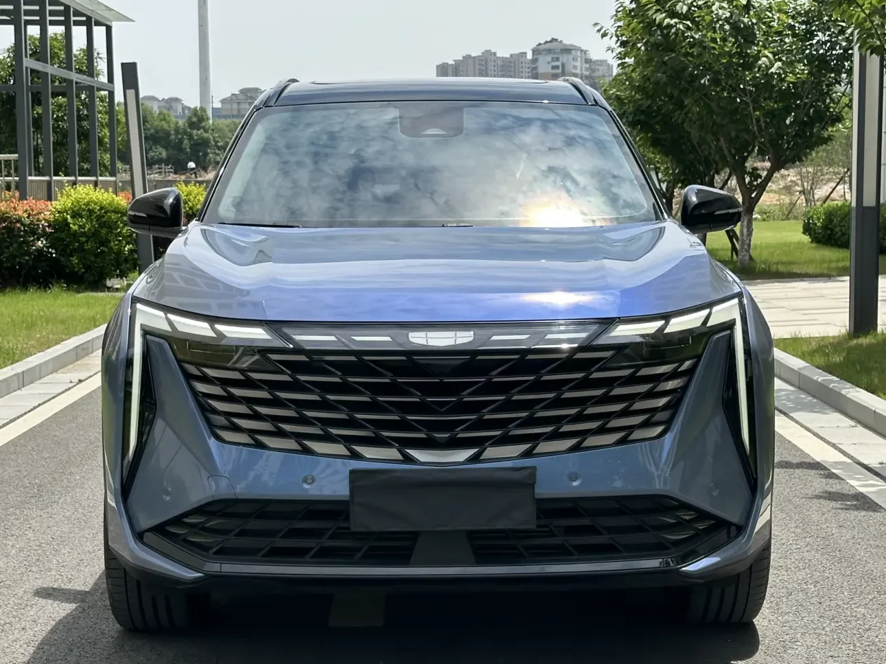 Geely Atlas L