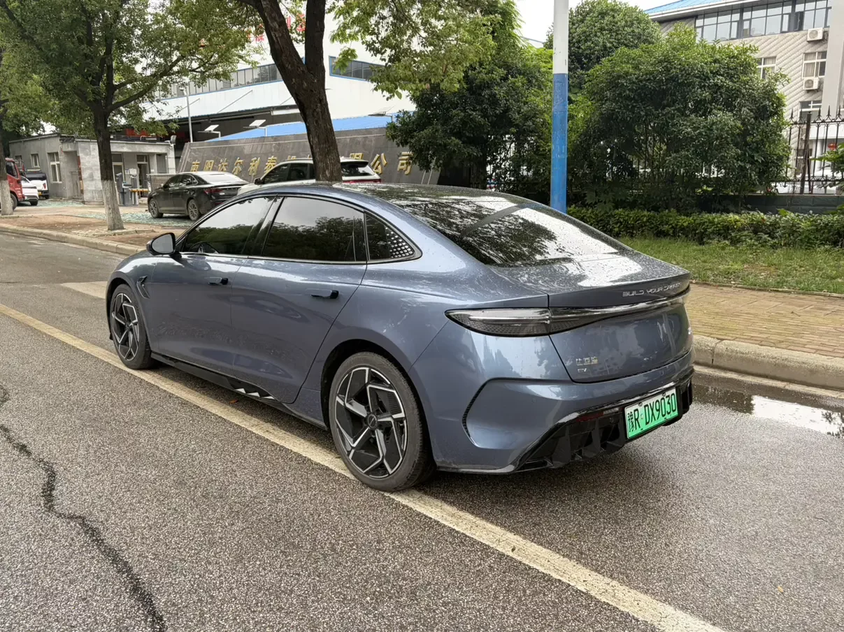 BYD seal